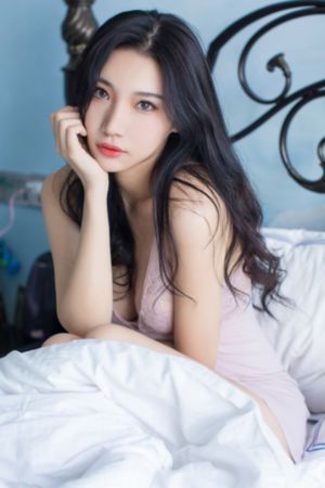 女大学生的红色日记在线观看